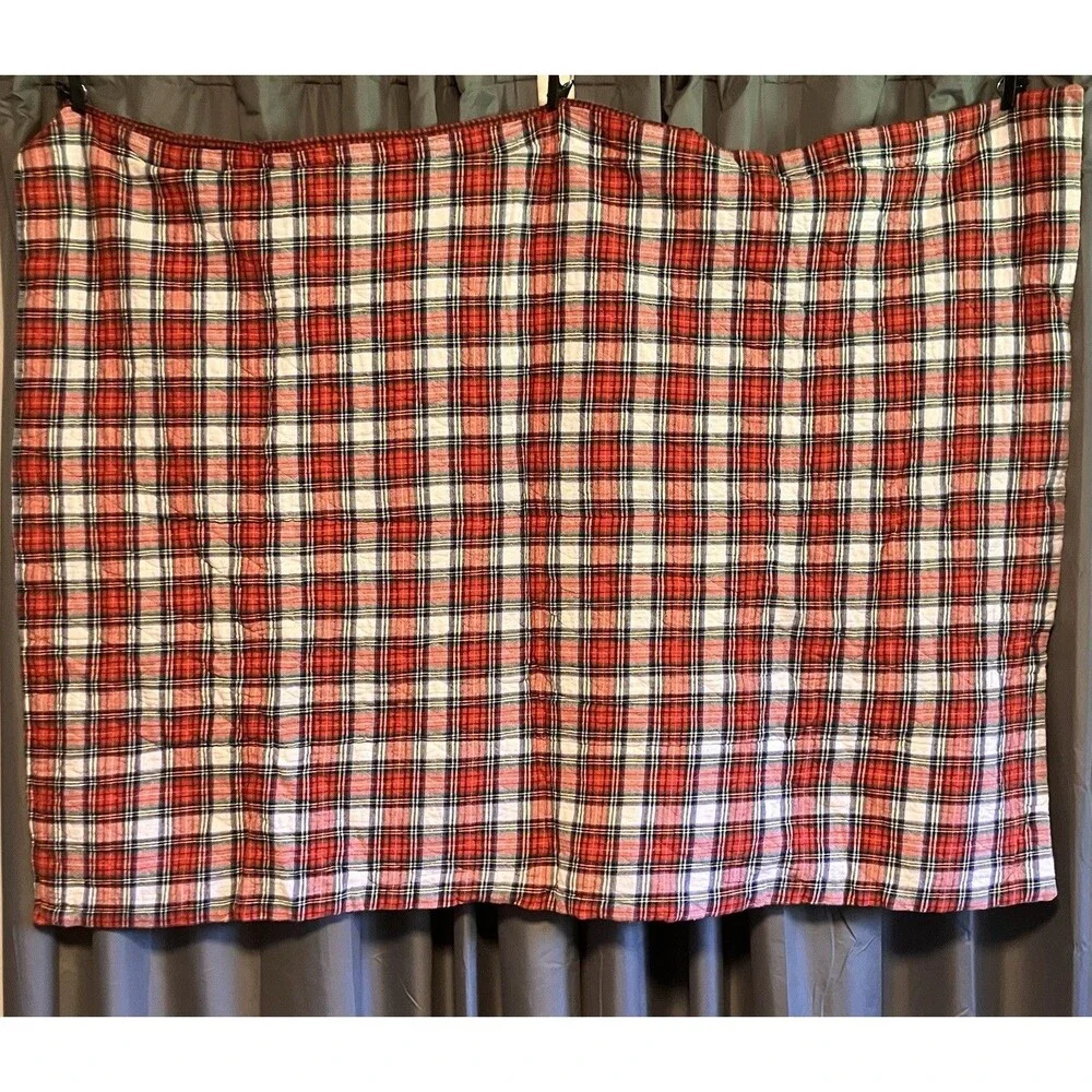 Vintage Handmade Christmas Quilt Blanket 52x36” Plaid Backside Scotty Dogs